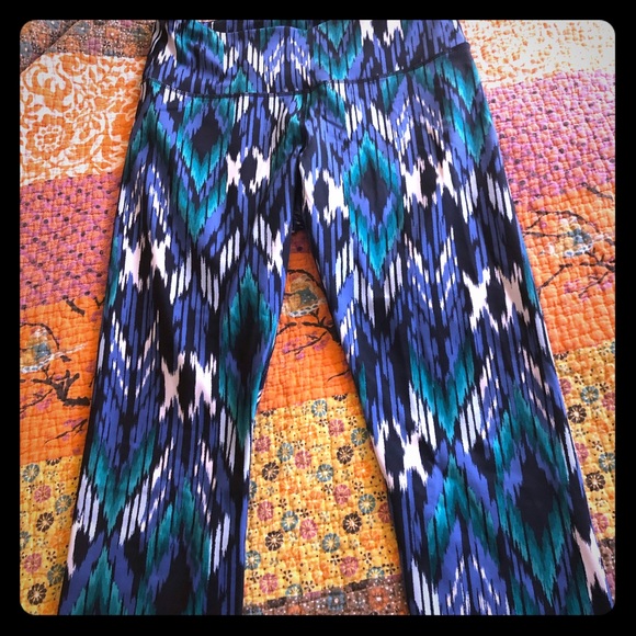 Old navy activewear leggings - Picture 1 of 3